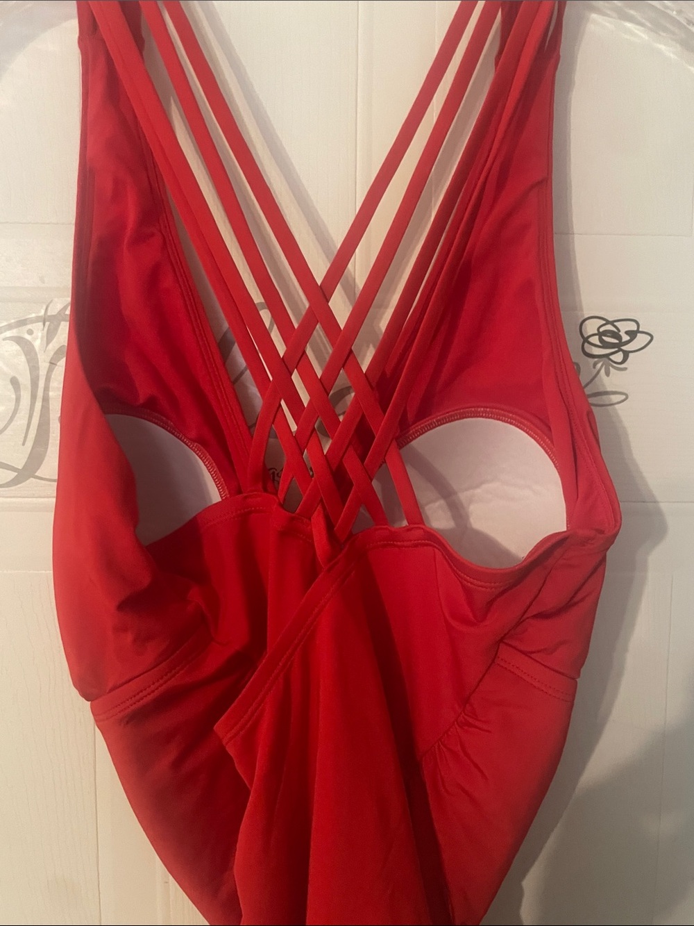 Jantzen red 1 piece swimsuit made with 92% polyamide and 8% elastane. - Picture 8 of 9